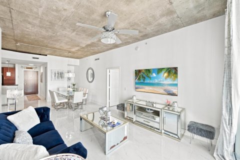 Condo in West Palm Beach, Florida, 2 bedrooms  № 2422323 - photo 20