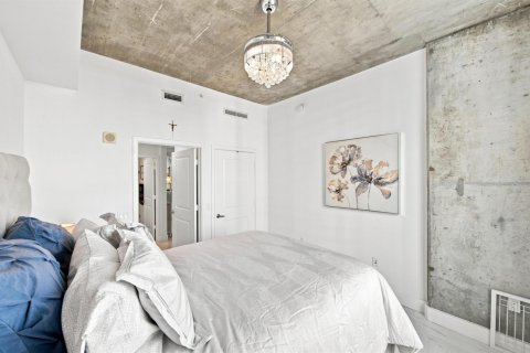 Condo in West Palm Beach, Florida, 2 bedrooms  № 2422323 - photo 11