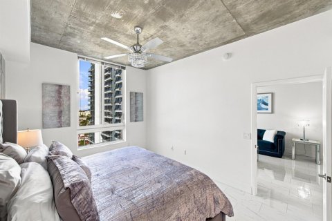Condo in West Palm Beach, Florida, 2 bedrooms  № 2422323 - photo 4