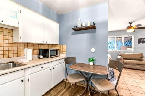 Hotel en venta en Treasure Island, Florida, 434.5 m2 № 1192444 - foto 22