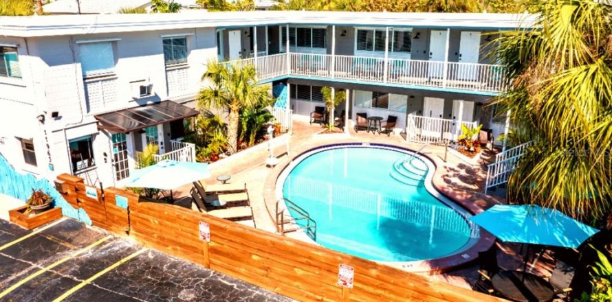 Hotel en Treasure Island, Florida 434.5 m2 № 1192444