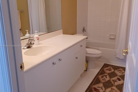 House in Coral Springs, Florida 5 bedrooms, 349.03 sq.m. № 1953064 - photo 27