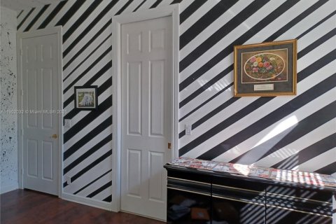 House in Coral Springs, Florida 5 bedrooms, 349.03 sq.m. № 1953064 - photo 26