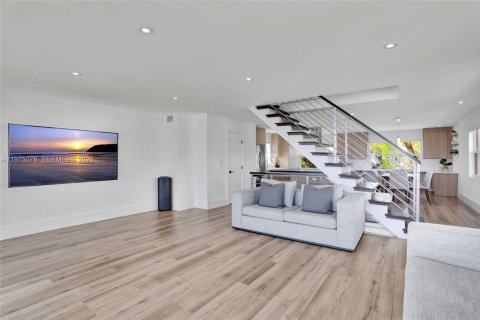 Townhouse in Hillsboro Beach, Florida 4 bedrooms, 213.68 sq.m. № 2040013 - photo 30