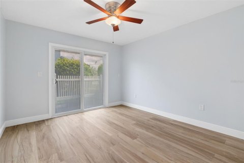House in Crystal River, Florida 3 bedrooms, 149.76 sq.m. № 2110095 - photo 27