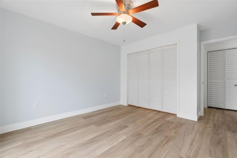House in Crystal River, Florida 3 bedrooms, 149.76 sq.m. № 2110095 - photo 28
