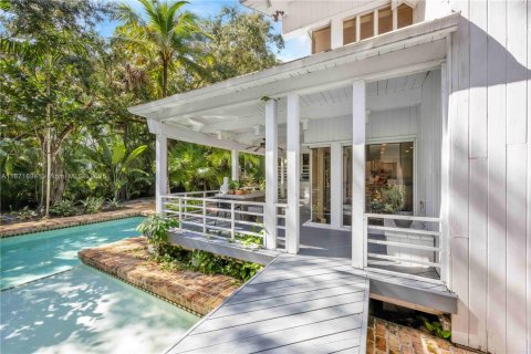 Купить виллу или дом в Корал-Гейблс, Флорида 4 спальни, 464.98м2, № 1978464 - фото 3