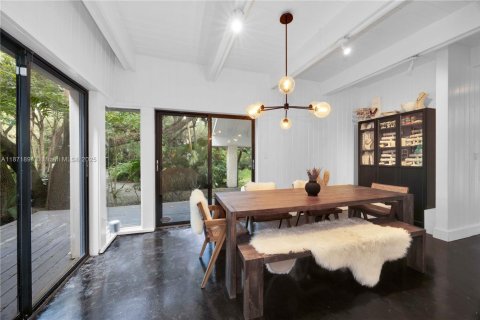 Купить виллу или дом в Корал-Гейблс, Флорида 4 спальни, 464.98м2, № 1978464 - фото 21