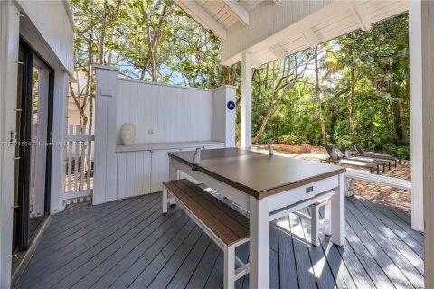 Купить виллу или дом в Корал-Гейблс, Флорида 4 спальни, 464.98м2, № 1978464 - фото 7