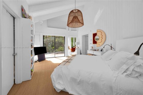 Купить виллу или дом в Корал-Гейблс, Флорида 4 спальни, 464.98м2, № 1978464 - фото 28