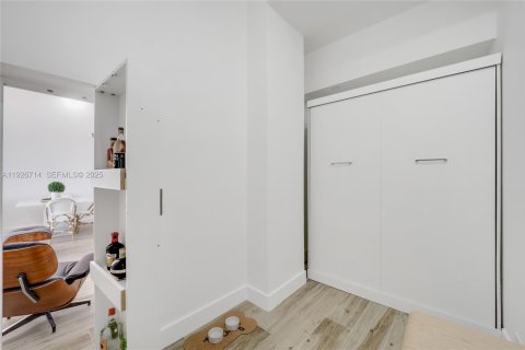 Купить кондоминиум в Майами-Бич, Флорида 1 спальня, 78.97м2, № 1986561 - фото 9