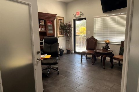 Commercial property in Palm Harbor, Florida 675.12 sq.m. № 1906197 - photo 21