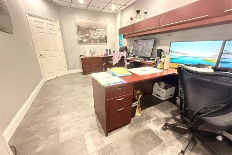Commercial property in Palm Harbor, Florida 675.12 sq.m. № 1906197 - photo 15