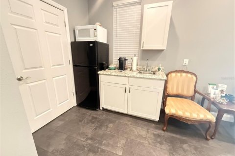Commercial property in Palm Harbor, Florida 675.12 sq.m. № 1906197 - photo 11