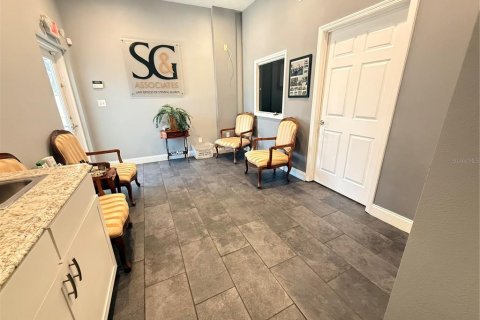 Commercial property in Palm Harbor, Florida 675.12 sq.m. № 1906197 - photo 7