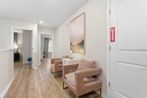 Casa en venta en Davenport, Florida, 5 dormitorios, 231.88 m2 № 2096143 - foto 24