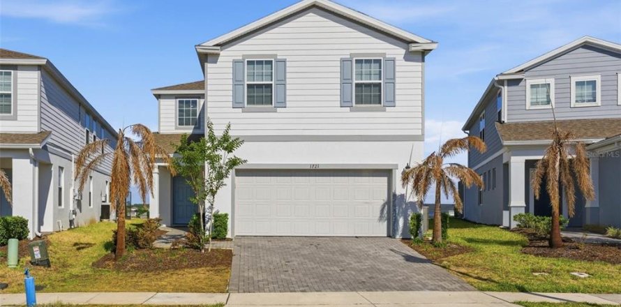 Casa en Davenport, Florida 5 dormitorios, 231.88 m2 № 2096143