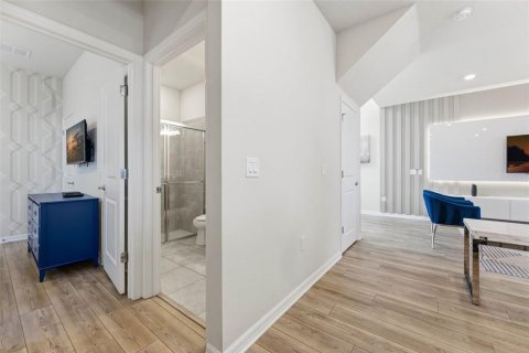 Casa en venta en Davenport, Florida, 5 dormitorios, 231.88 m2 № 2096143 - foto 19