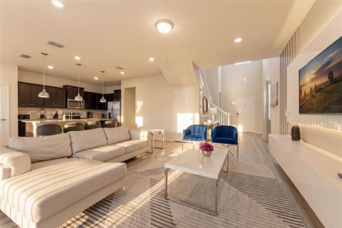 Casa en venta en Davenport, Florida, 5 dormitorios, 231.88 m2 № 2096143 - foto 9