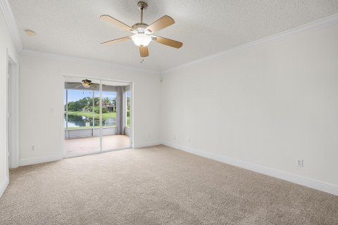 House in Vero Beach, Florida 3 bedrooms, 151.24 sq.m. № 2087502 - photo 13