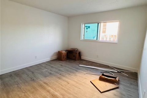 Condo in Fort Myers Beach, Florida, 2 bedrooms  № 1614337 - photo 8