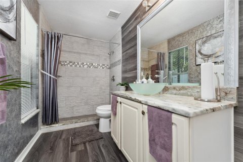 House in Orlando, Florida 5 bedrooms, 307.97 sq.m. № 1609141 - photo 21