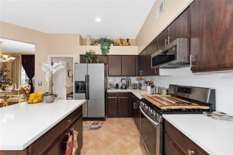 House in Orlando, Florida 5 bedrooms, 307.97 sq.m. № 1609141 - photo 16
