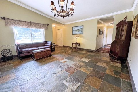 Villa ou maison à vendre à Cooper City, Floride: 3 chambres, 141.68 m2 № 1755982 - photo 6