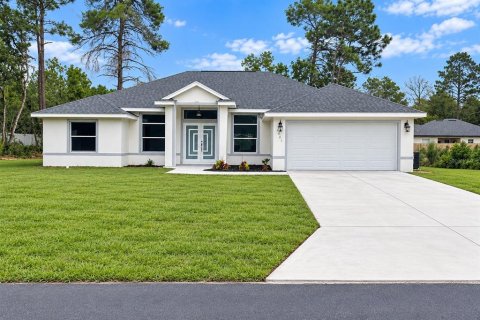 Casa en Ocala, Florida 3 dormitorios, 160.72 m2 № 2324252