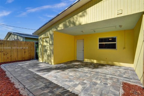 Apartment in Fort Lauderdale, Florida 3 bedrooms, 128.39 sq.m. № 1989524 - photo 26