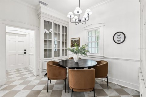 Villa ou maison à vendre à Brandon, Floride: 4 chambres, 435.15 m2 № 2232469 - photo 17