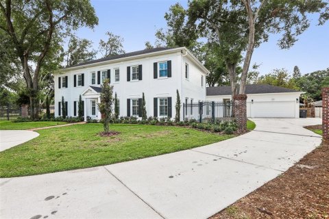 Villa ou maison à vendre à Brandon, Floride: 4 chambres, 435.15 m2 № 2232469 - photo 10