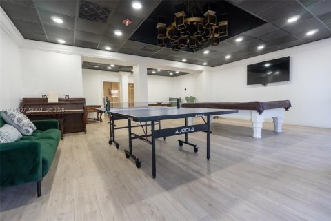 Condo in North Bay Village, Florida, 1 bedroom  № 2025035 - photo 20