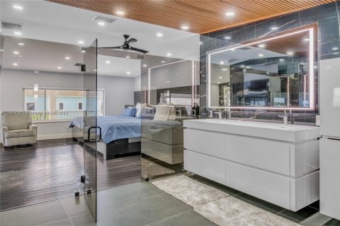 Casa en venta en Key Largo, Florida, 4 dormitorios, 271.83 m2 № 2021340 - foto 10