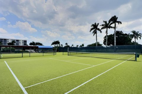 Condo in Pembroke Pines, Florida, 2 bedrooms  № 2083346 - photo 19