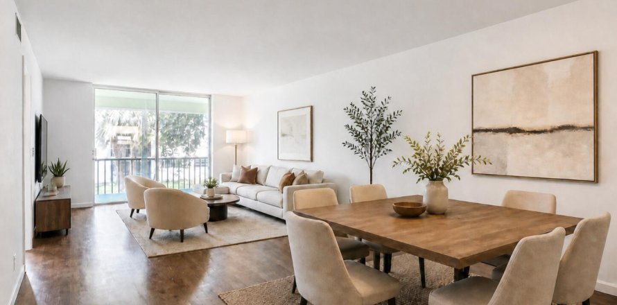 Condo in Pembroke Pines, Florida, 2 bedrooms  № 2083346