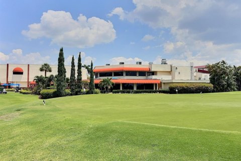 Condo in Pembroke Pines, Florida, 2 bedrooms  № 2083346 - photo 18