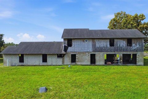Villa ou maison à vendre à Deltona, Floride: 7 chambres, 467.58 m2 № 2401107 - photo 4