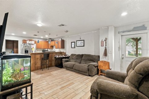 Villa ou maison à vendre à Deltona, Floride: 7 chambres, 467.58 m2 № 2401107 - photo 20