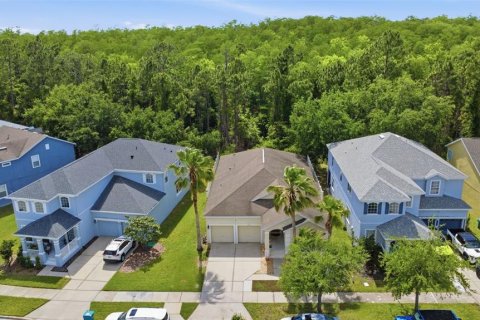 House in Orlando, Florida 4 bedrooms, 217.86 sq.m. № 2232216 - photo 2