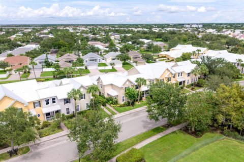 Townhouse in Port St. Lucie, Florida 2 bedrooms, 127.09 sq.m. № 2367781