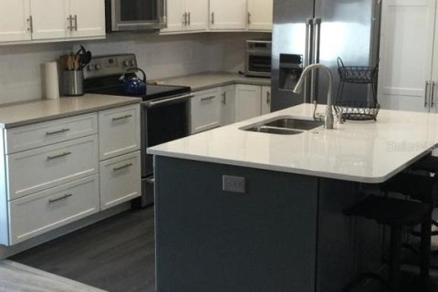 Casa en venta en Deltona, Florida, 3 dormitorios, 117.61 m2 № 1918256 - foto 5