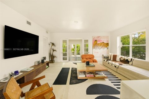 Снять в аренду виллу или дом в Майами-Бич, Флорида 3 спальни, 170.75м2, № 2060989 - фото 5