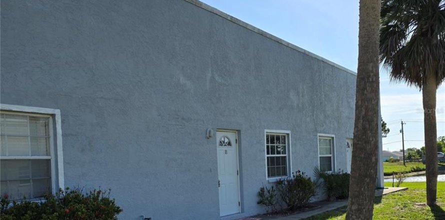 Apartamento en Rotonda, Florida 2 dormitorios, 85.93 m2 № 1782325