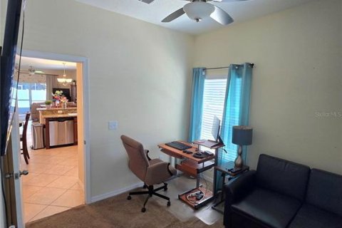 Townhouse in Wesley Chapel, Florida 4 bedrooms, 149.76 sq.m. № 2229499 - photo 11