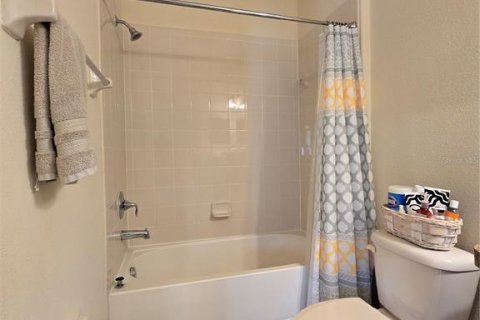 Townhouse in Wesley Chapel, Florida 4 bedrooms, 149.76 sq.m. № 2229499 - photo 14