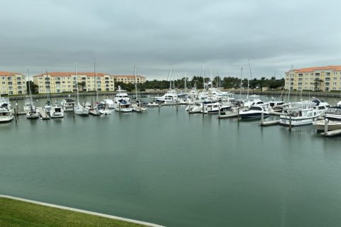 Condominio en alquiler en Fort Pierce, Florida, 2 dormitorios, 184.78 m2 № 1139159 - foto 1
