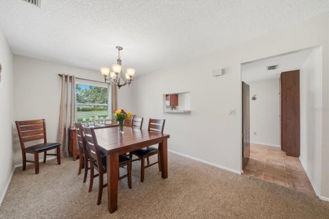 House in Palm Harbor, Florida 2 bedrooms, 106.65 sq.m. № 2156257 - photo 11