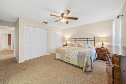 House in Palm Harbor, Florida 2 bedrooms, 106.65 sq.m. № 2156257 - photo 23