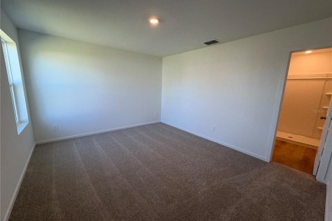 Villa ou maison à louer à Kissimmee, Floride: 4 chambres, 148.64 m2 № 2430869 - photo 5